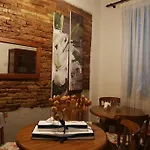 Couette-café Cypriot Swallow Boutique 3*