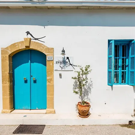 Cypriot Swallow Boutique Nicosie