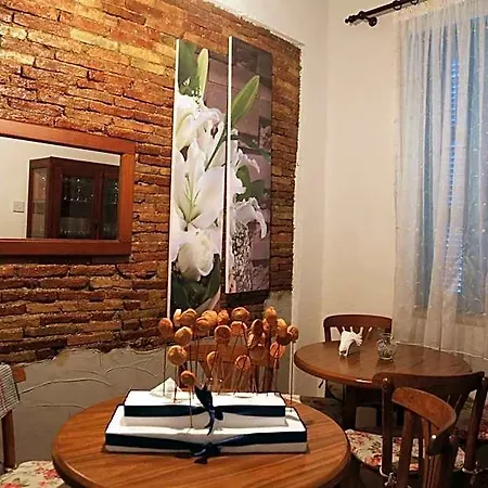 Panzió Cypriot Swallow Boutique 3*