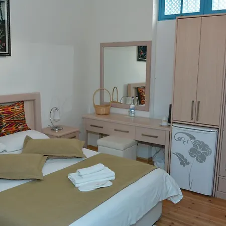 Couette-café Cypriot Swallow Boutique 4*