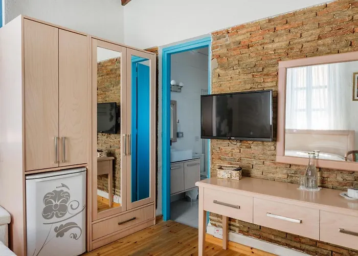 Cypriot Swallow Boutique Bed & Breakfast 4*