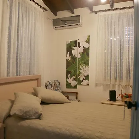 Cypriot Swallow Boutique Alojamento de Acomodação e Pequeno-almoço Nicósia